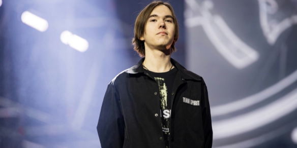 用连续的堆 用连续的堆